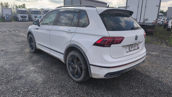 VOLKSWAGEN R-Line 1.4 TSI 150hp 6DSG 4Motion — Б/У, 2021 г.