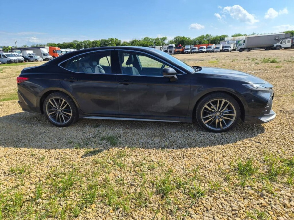 Toyota CAMRY 2.0HXS CVT Sport Plus — Б/У, 2025 г.