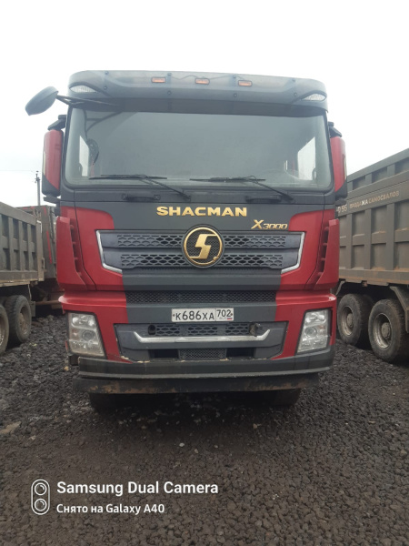 Shacman (Shaanxi) SX 6x6 Седельный тягач SX42586W385C — Б/У, 2022 г.