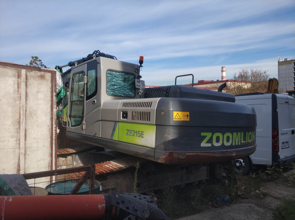 ZOOMLION ZE 215 Экскаватор — Б/У, 2022 г.