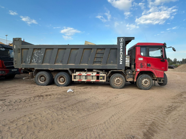 Shacman (Shaanxi) SX 8x4 Самосвал SX33186V366 — Б/У, 2023 г.