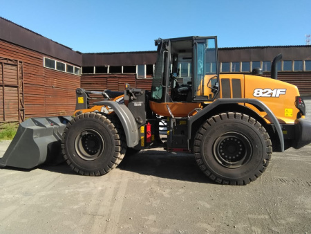 Case 821 Фронтальный погрузчик 821F — Б/У, 2021 г.