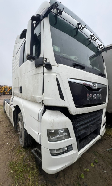 MAN TGX 4x2 Седельный тягач 18.500 4x2 BLS — Б/У, 2018 г.