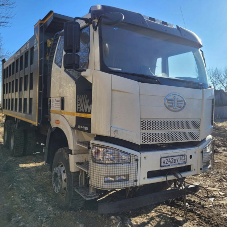 FAW J6 6x4 Самосвал CA3250P66K24T1E5 — Б/У, 2023 г.