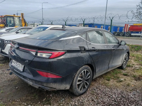 JAC J7 Luxury 1.5T CVT — Б/У, 2023 г.