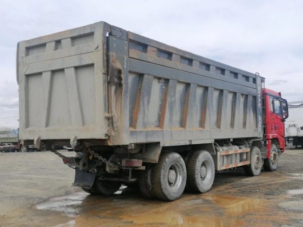 Shacman (Shaanxi) SX331863366 — Б/У, 2023 г.
