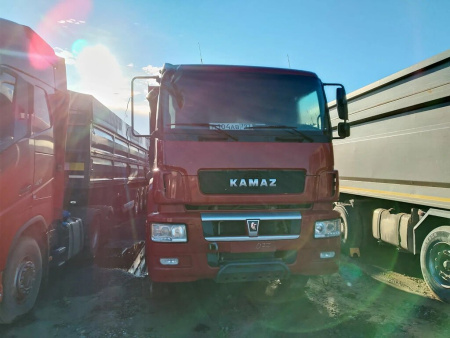 КамАЗ 65801 8x4 Самосвал 65801-001-68 — Б/У, 2020 г.