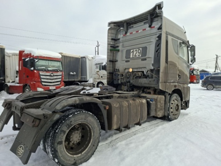 FAW JH6 4x2 Седельный тягач CA4180P25K15E5A80 — Б/У, 2023 г.