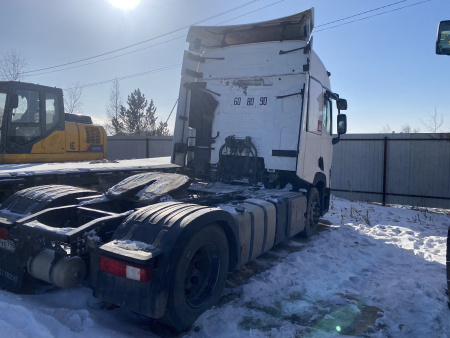 Renault T 4x2 Седельный тягач — Б/У, 2017 г.