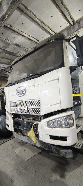 FAW J6 6x6 Самосвал CA3250P66K24L1TE5 — Б/У, 2023 г.