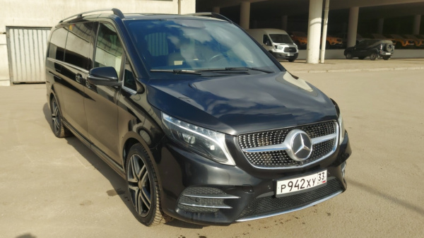 MERCEDES-BENZ 300 d L Avantgarde 4MATIC — Б/У, 2023 г.