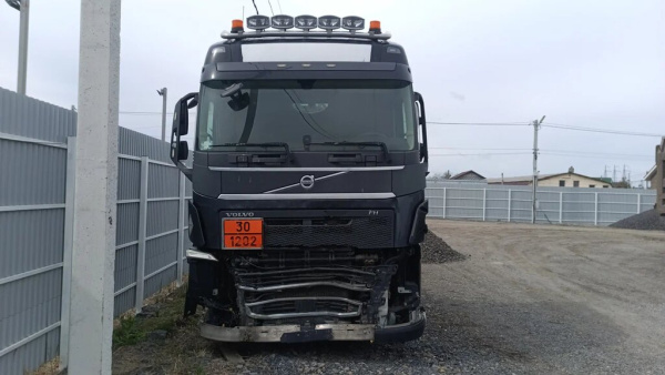Volvo FH 4x2 Седельный тягач FH-TRUCK — Б/У, 2017 г.