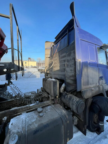 МАЗ 6430 6x4 Седельный тягач 643028-570-020 — Б/У, 2023 г.