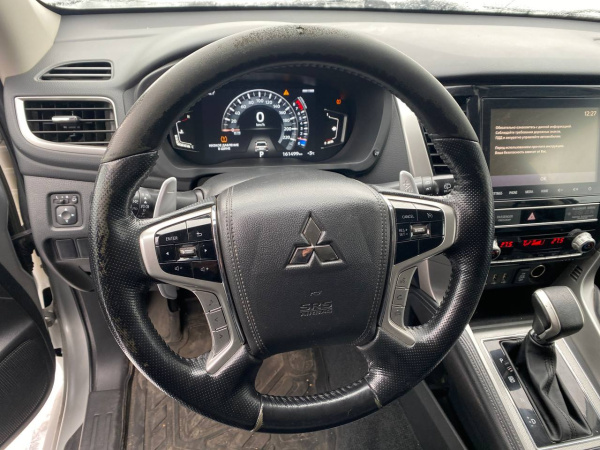MITSUBISHI Instyle 3.0 8AT — Б/У, 2021 г.