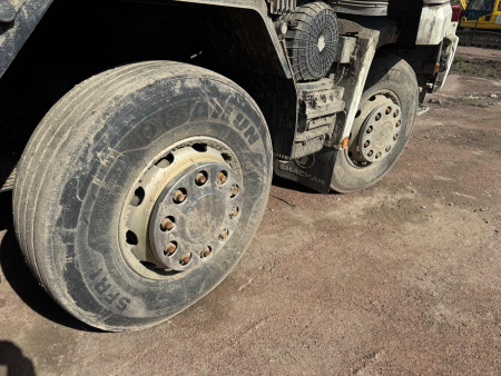 Shacman (Shaanxi) SX 8x4 Самосвал SX331863366 — Б/У, 2024 г.