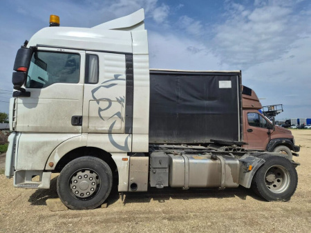 SITRAK C7H 4x2 Седельный тягач ZZ4186V361HE — Б/У, 2023 г.
