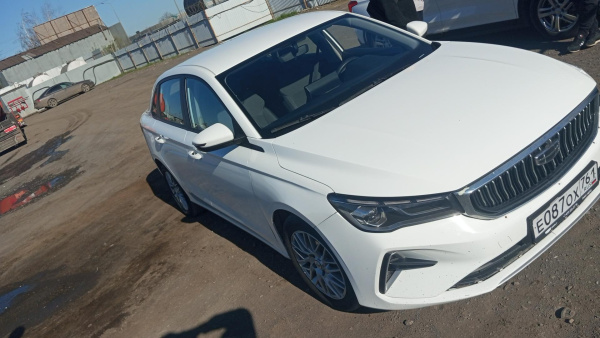Geely Emgrand — Б/У, 2024 г. (Ростов-на-Дону, 89752 км)