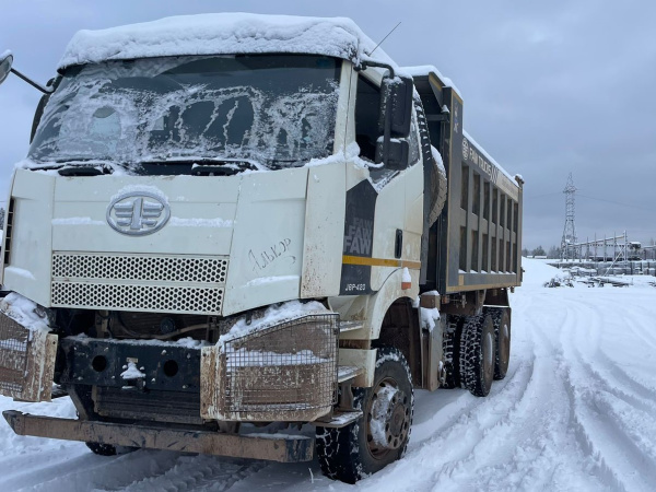 FAW J6 6x6 Самосвал CA3250P66K24L1TE5 — Б/У, 2023 г.