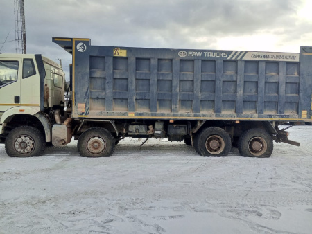 FAW CA 3310 8x4 Самосвал — Б/У, 2023 г.
