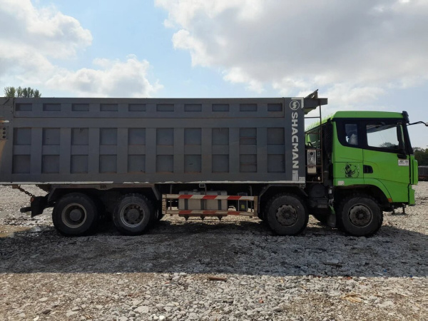 Shacman (Shaanxi) SX 8x4 Самосвал SX33186T366C — Б/У, 2022 г.