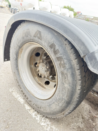 FAW JH6 6x4 Седельный тягач CA4250P25K15T1NE5A80 — Б/У, 2023 г.