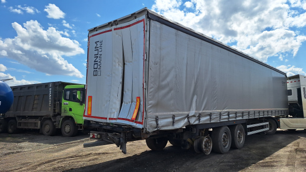 BONUM 914296-04 Полуприцеп шторный — Б/У, 2024 г.
