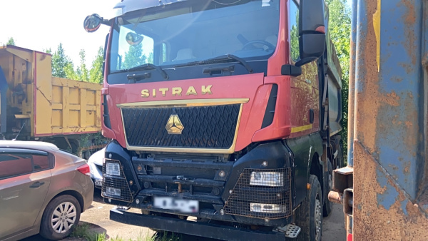 SITRAK ZZ3316V306ME — Б/У, 2022 г.