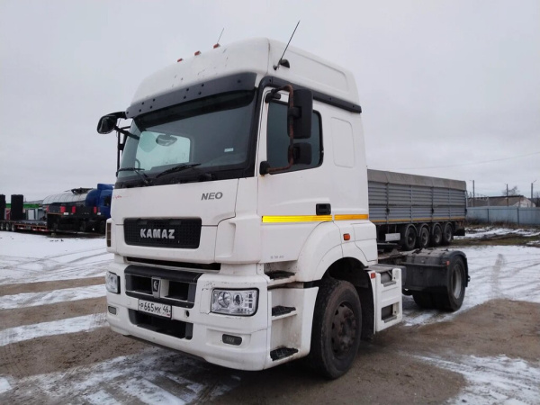 КамАЗ 5490 4x2 Седельный тягач 5490-032-87 NEO — Б/У, 2017 г.
