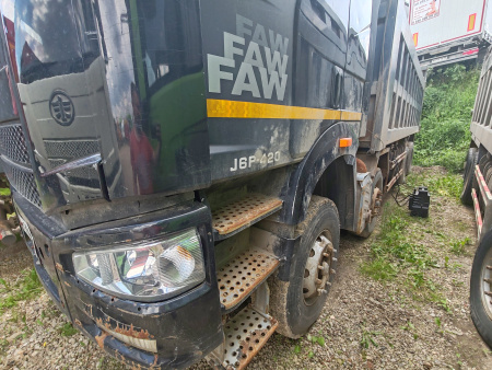FAW J6 8x4 Самосвал CA3310P66K24T4E5 — Б/У, 2023 г.