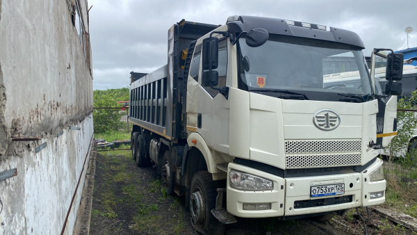 FAW (First Automotive Works) CA3310P66K24T4E5 — Б/У, 2023 г. (Комсомольск-на-Амуре, 1111 км)