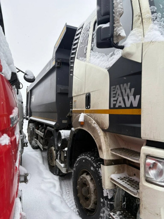 FAW J6 8x4 Самосвал 658983-01 — Б/У, 2022 г.