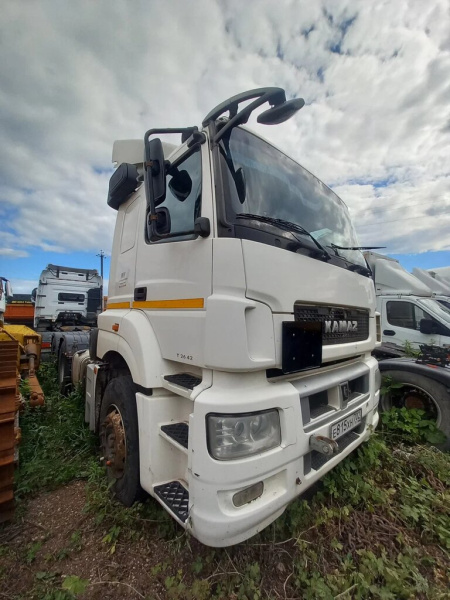 КамАЗ 65206 6x4 Седельный тягач 65206-T5 — Б/У, 2016 г.
