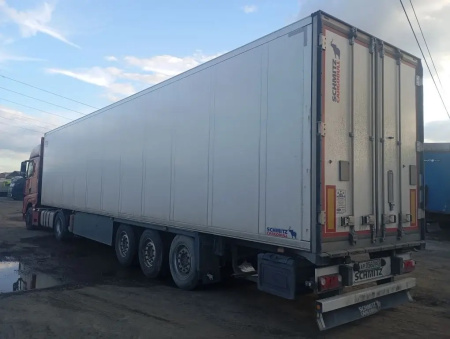 Schmitz Cargobull SKO24 Полуприцеп изотермический/рефрижератор SKO 24/L-13.4 FP COOL V7 — Б/У, 2023 г.