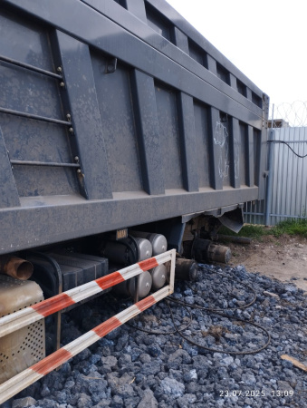 Shacman (Shaanxi) SX 8x4 Самосвал SX331863366 — Б/У, 2023 г.