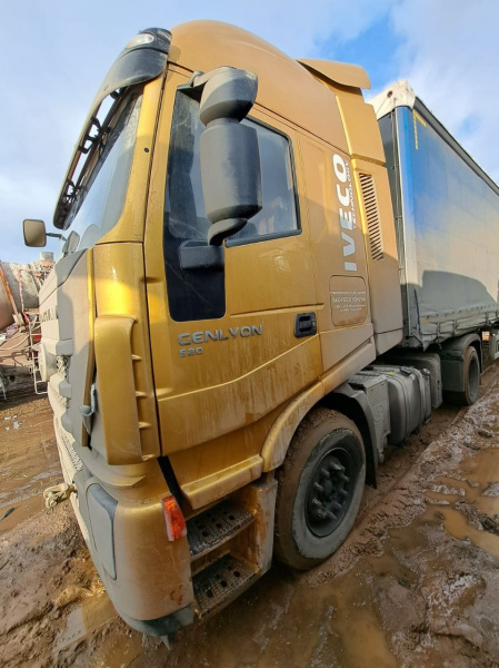 HONGYAN CQ 4x2 Седельный тягач CQ4186HV52 — Б/У, 2023 г.