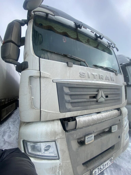 SITRAK C7H 4x2 Седельный тягач ZZ4186V361HE — Б/У, 2023 г.
