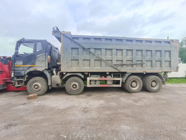 FAW J6 8x4 Самосвал CA3310P66K24T4E5 — Б/У, 2023 г.