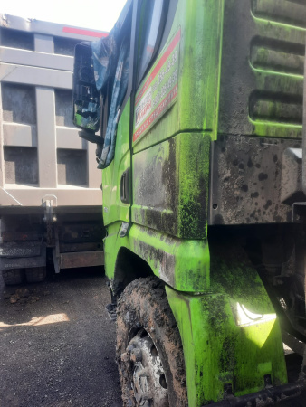 Shacman (Shaanxi) SX 8x4 Самосвал SX331863366 — Б/У, 2022 г.