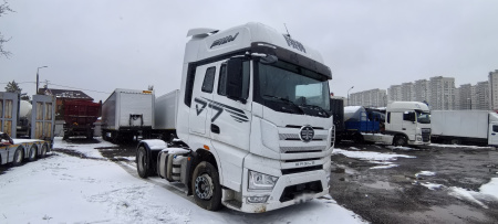 FAW J7 4x2 Седельный тягач — Б/У, 2024 г.