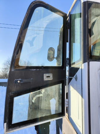 YNIX QGMC1500 Автобетоносмеситель с самозагрузкой — Б/У, 2023 г.