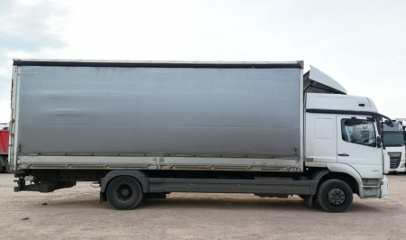 Mercedes-Benz ATEGO 4x2 Бортовой с гидробортом 1227 — Б/У, 2019 г.