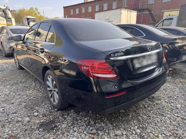 MERCEDES-BENZ 200 4MATIC Premium — Б/У, 2019 г.
