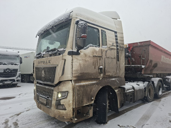 SITRAK C7H MAX 6x4 Седельный тягач ZZ4256V364HE — Б/У, 2023 г.
