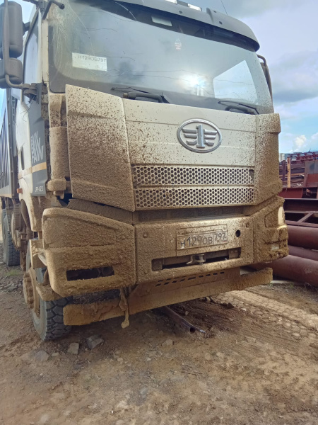 FAW J6 6x6 Самосвал CA3250P66K24L1TE5 — Б/У, 2023 г.