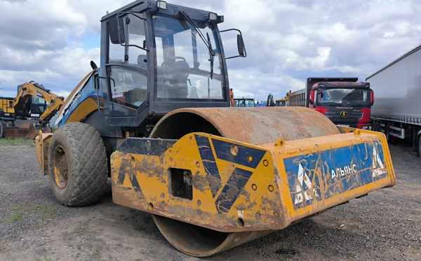 LIUGONG CLG6618E Каток — Б/У, 2022 г.