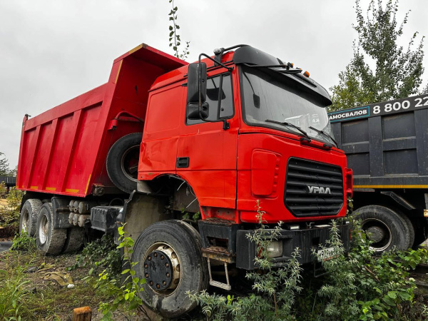 УРАЛ, автомобильный завод C35510 — Б/У, 2021 г. (Санкт-Петербург, 149046 км)