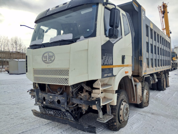 FAW CA 3310 8x4 Самосвал — Б/У, 2023 г.