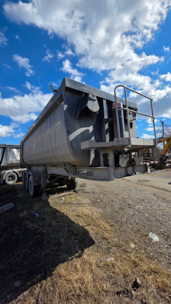 Grunwald 9453 Полуприцеп самосвальный 9453-0000011-60 — Б/У, 2024 г.