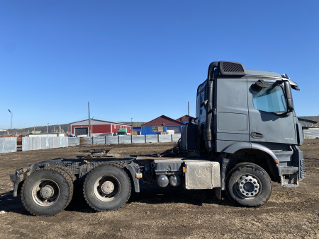 Mercedes-Benz AROCS 6x4 Седельный тягач 3348S AT — Б/У, 2019 г.