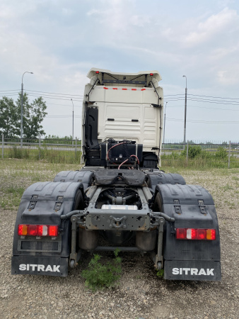 SITRAK C7H MAX 6x4 Седельный тягач ZZ4256V364HE — Б/У, 2024 г.